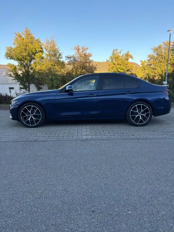 BMW 325
