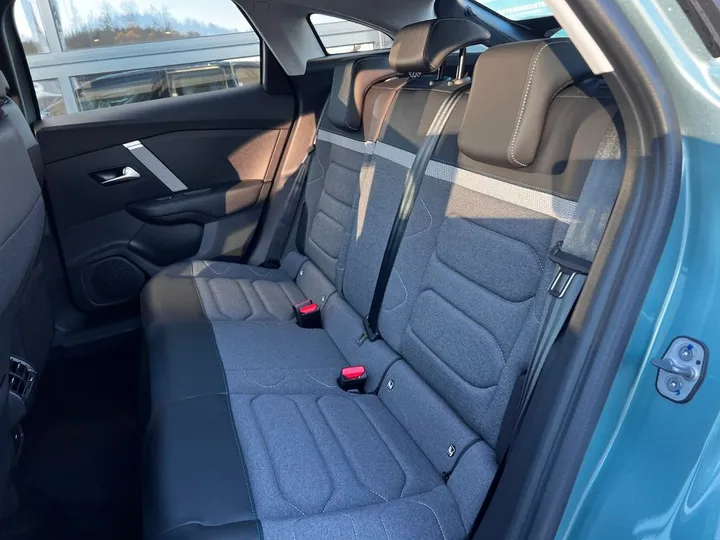 Citroën ë-C4