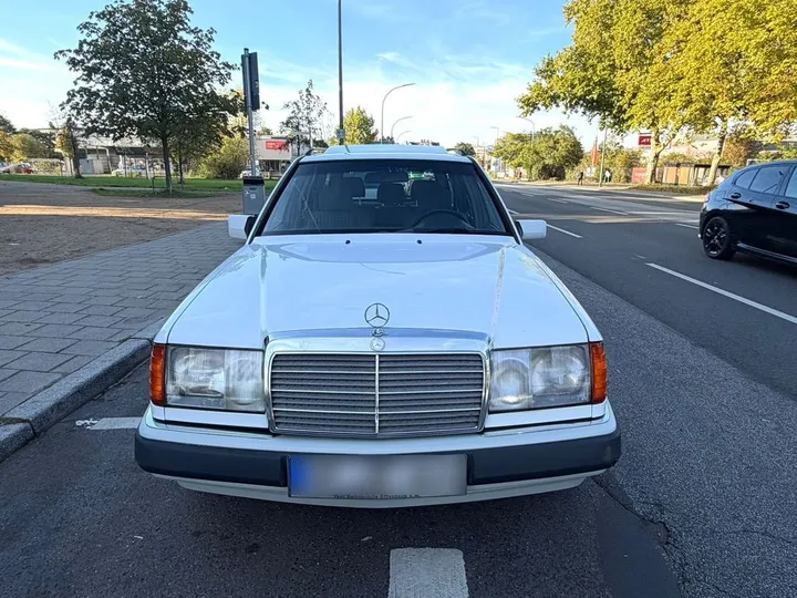Mercedes-Benz E 250