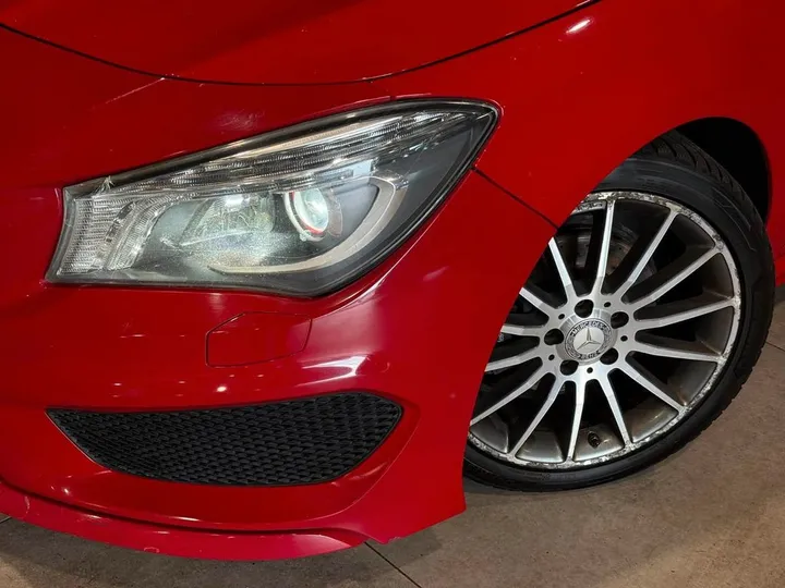 Mercedes-Benz CLA 200