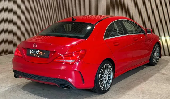 Mercedes-Benz CLA 200