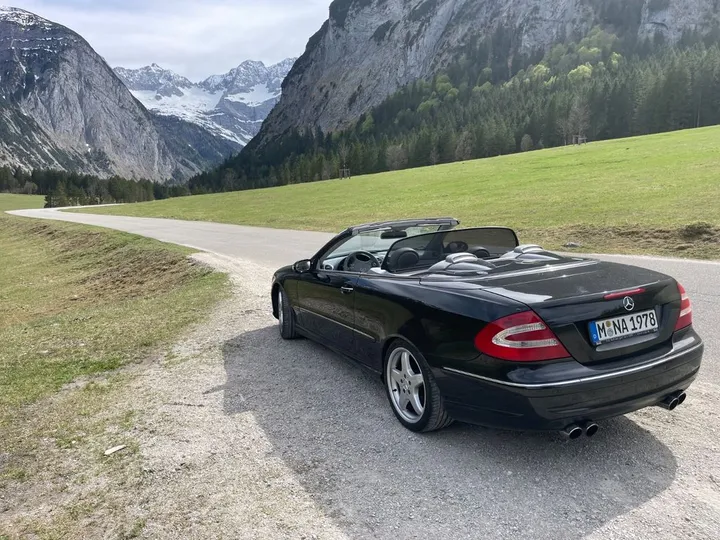 Mercedes-Benz CLK 500