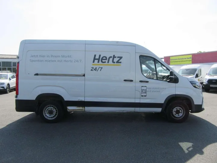 Maxus Deliver 9