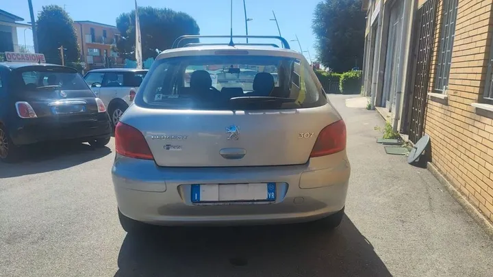 Peugeot 307