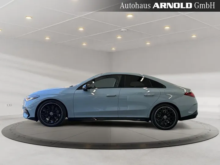 Mercedes-Benz CLA 200