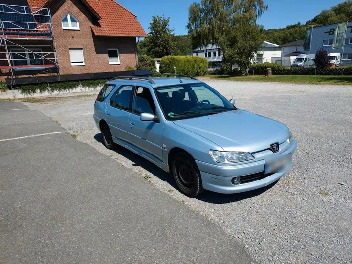 Peugeot 306