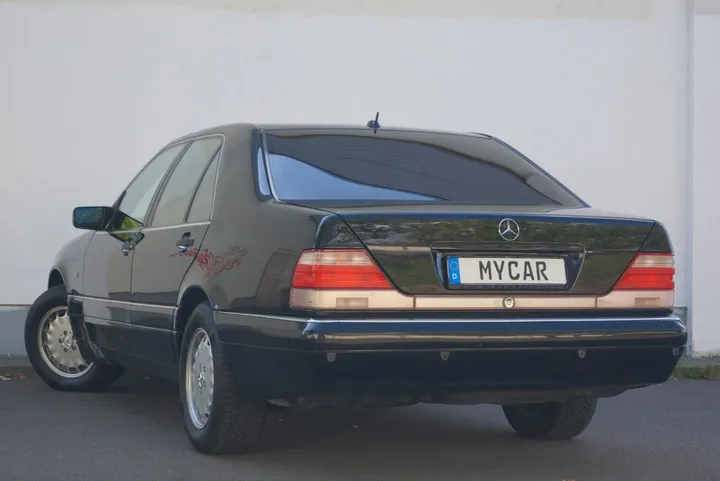 Mercedes-Benz S 300