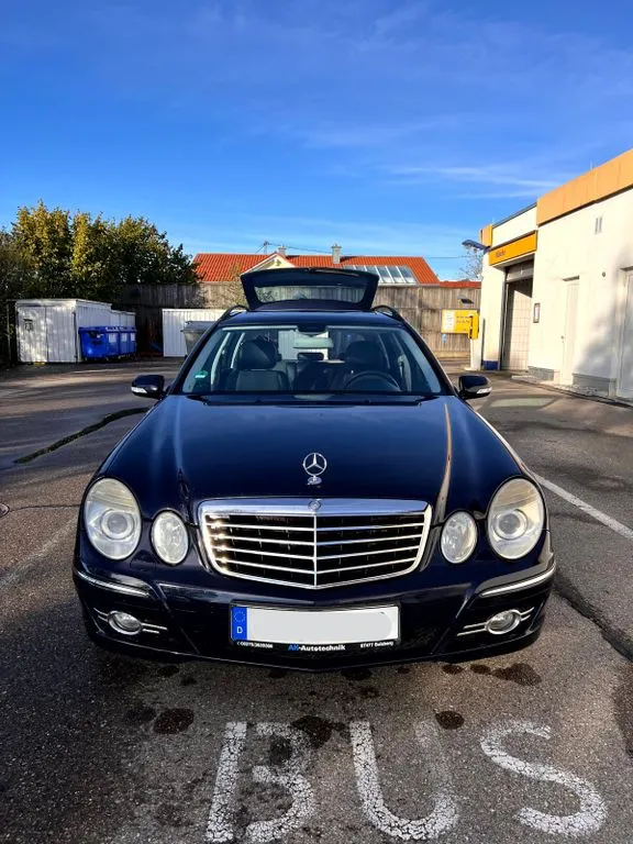 Mercedes-Benz E 280