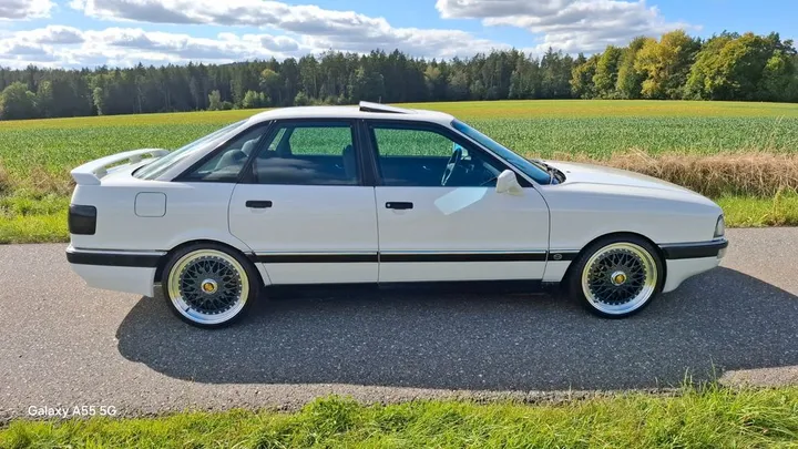 Audi 90