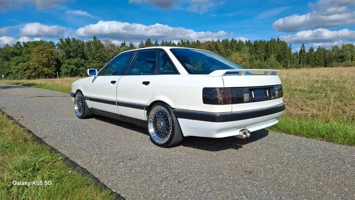 Audi 90