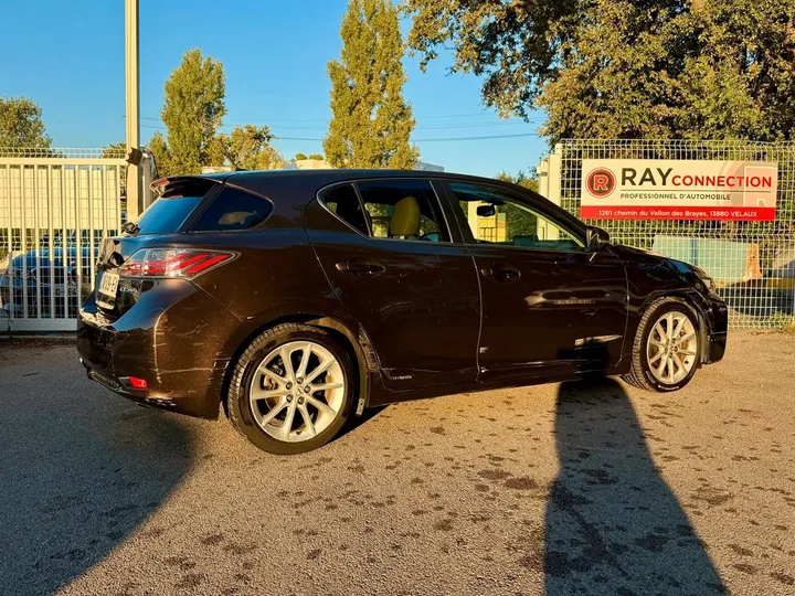 Lexus CT 200h