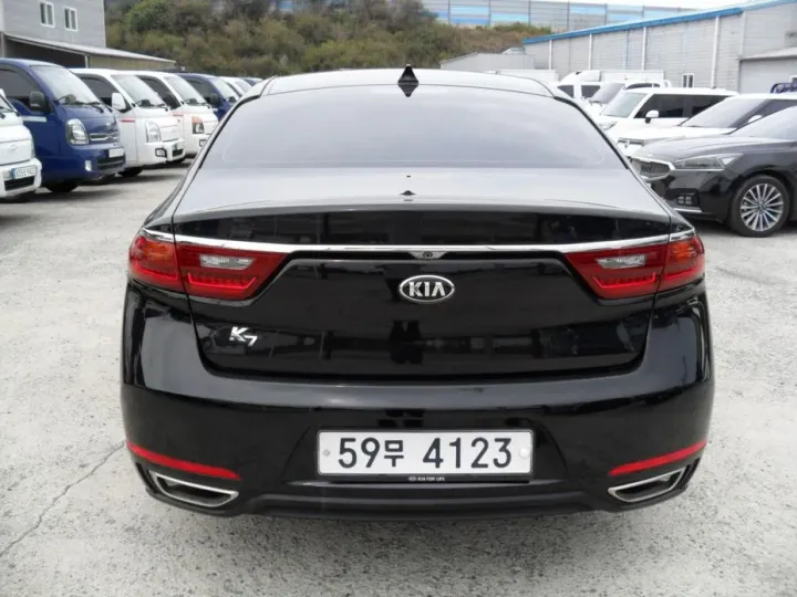Kia K7