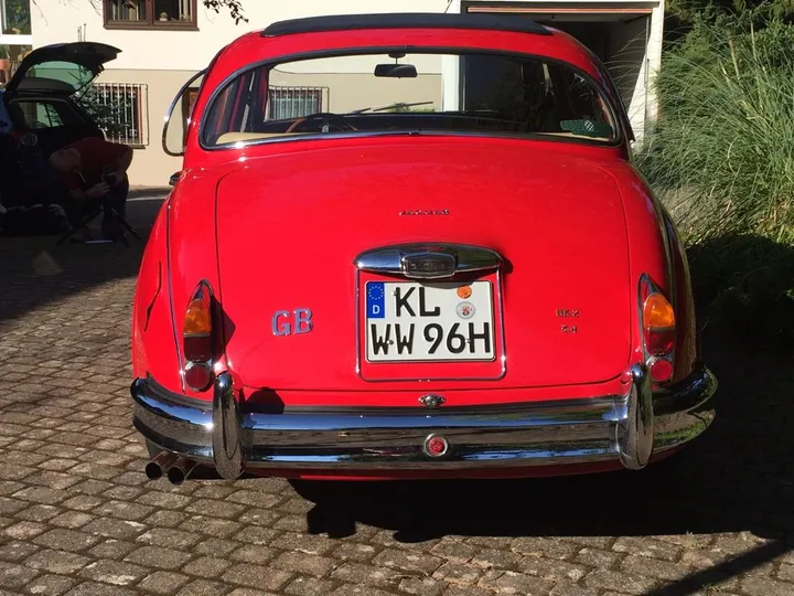 Jaguar MK II