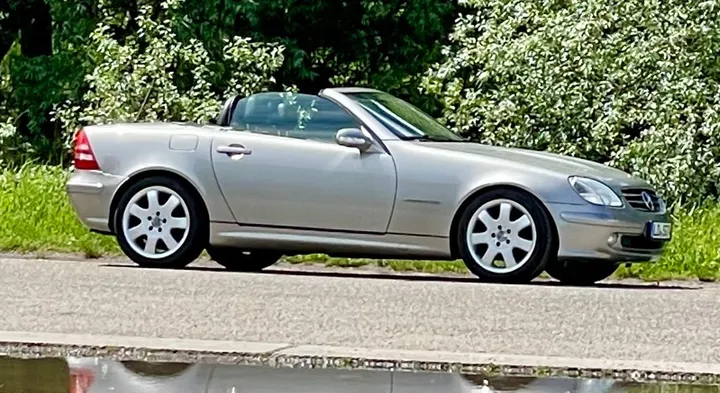 Mercedes-Benz SLK 200