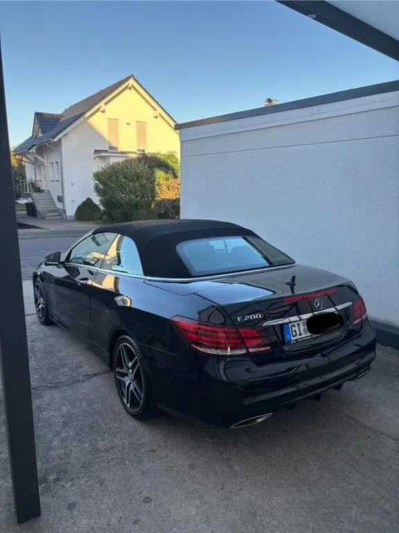 Mercedes-Benz E 200