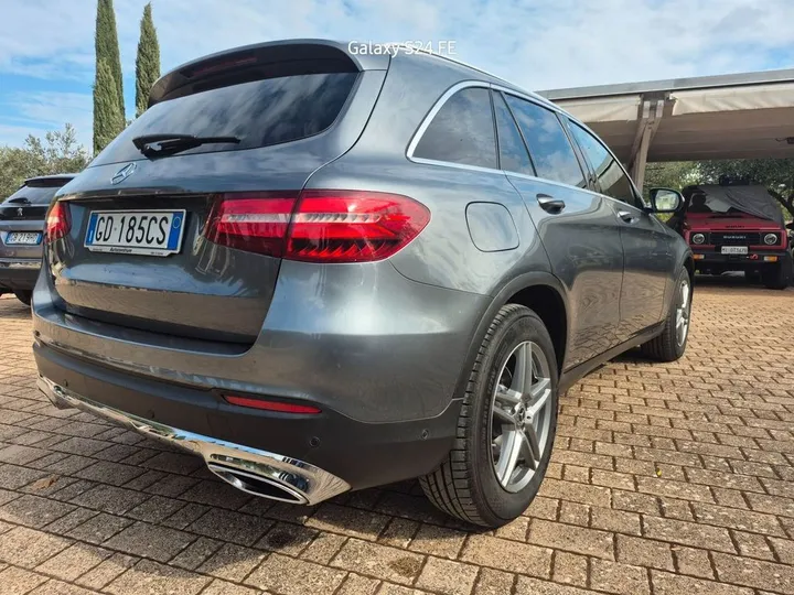 Mercedes-Benz GLC 220