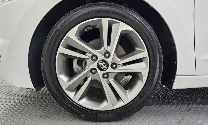 Hyundai Avante