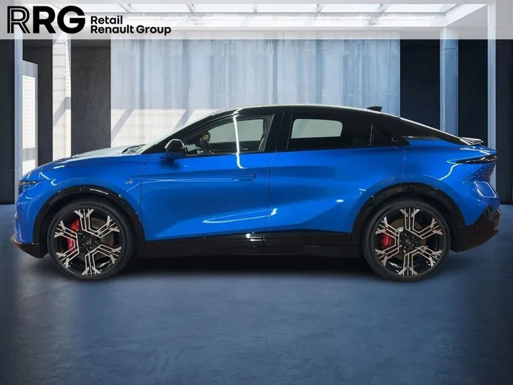 Alpine A390