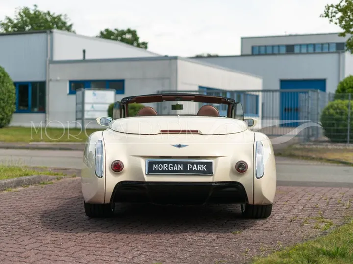 Morgan Aero 8