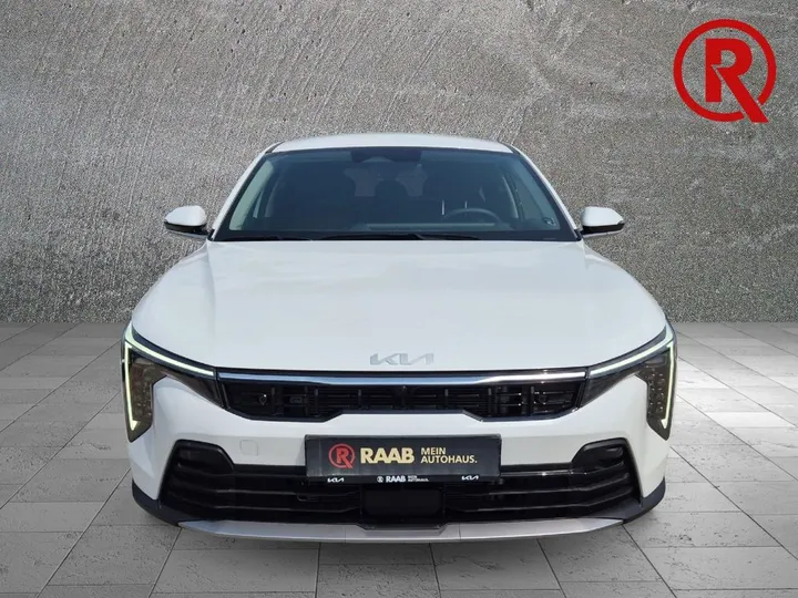 Kia K4
