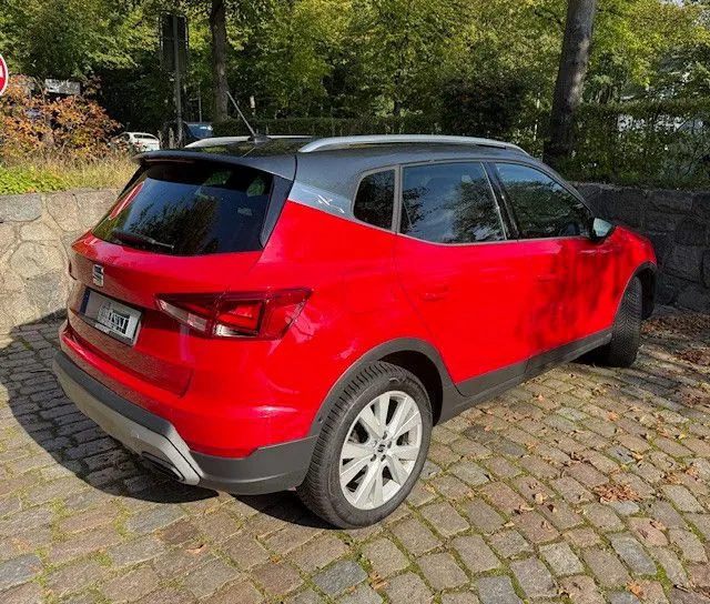 Seat Arona