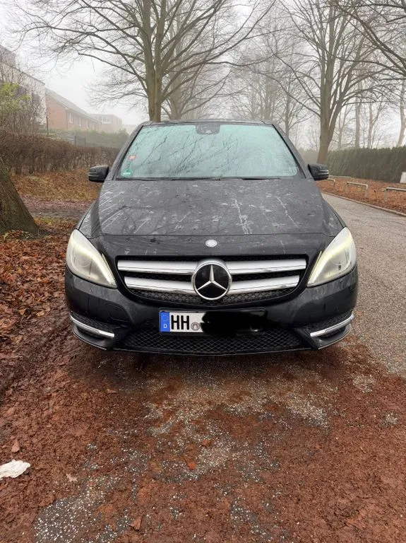 Mercedes-Benz B 200