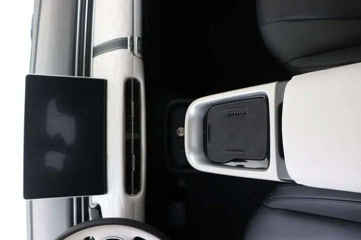 Dongfeng Box