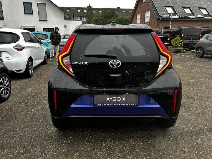 Toyota Aygo (X)