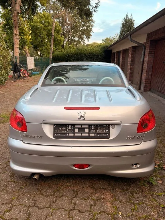 Peugeot 206