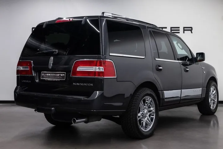 Lincoln Navigator