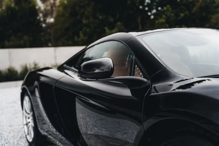 McLaren MP4-12C
