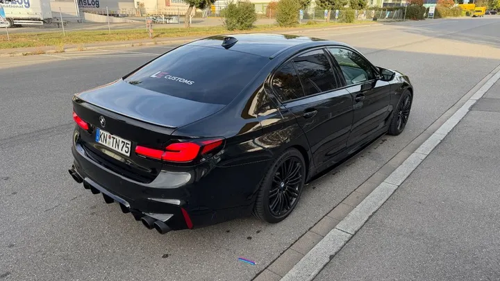 BMW M550