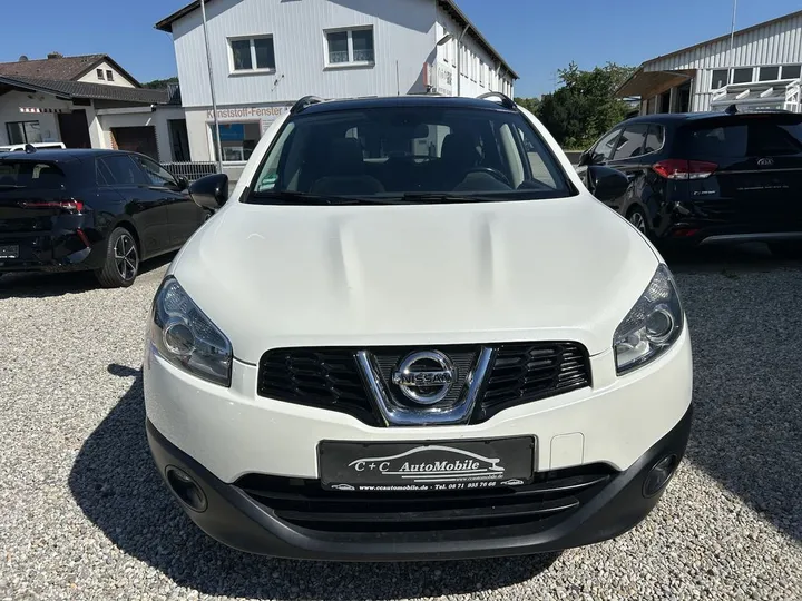 Nissan Qashqai+2