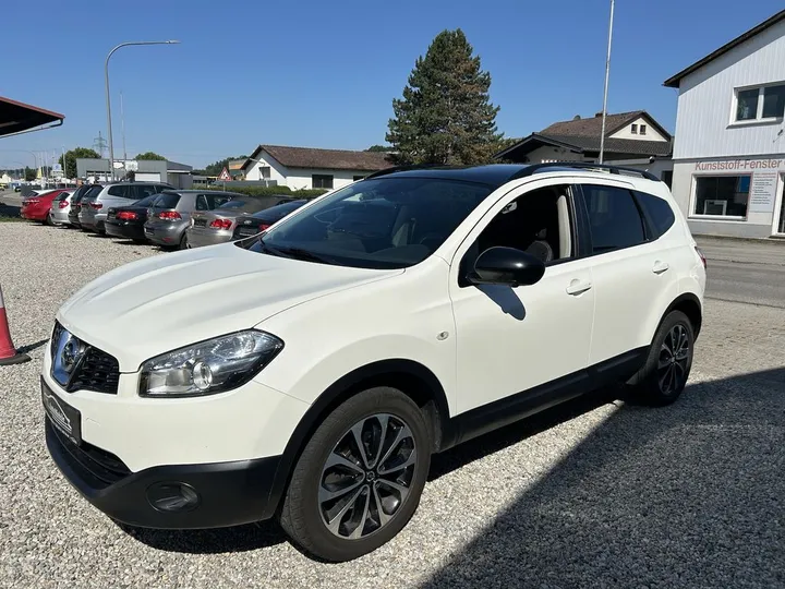 Nissan Qashqai+2