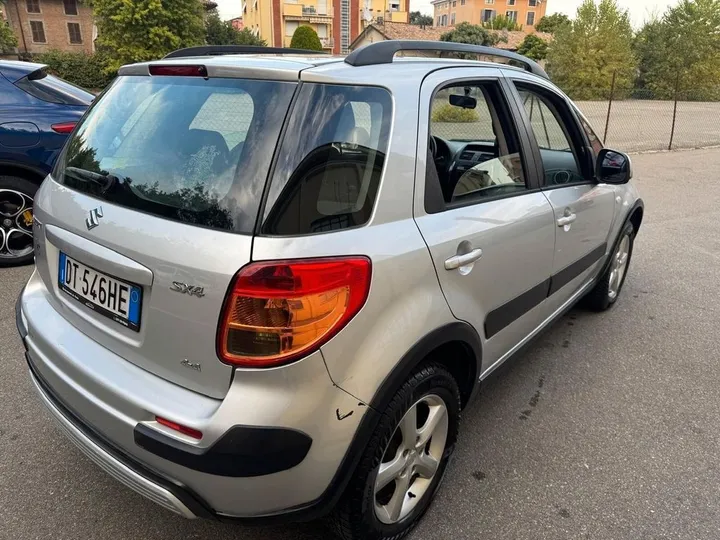 Suzuki SX4