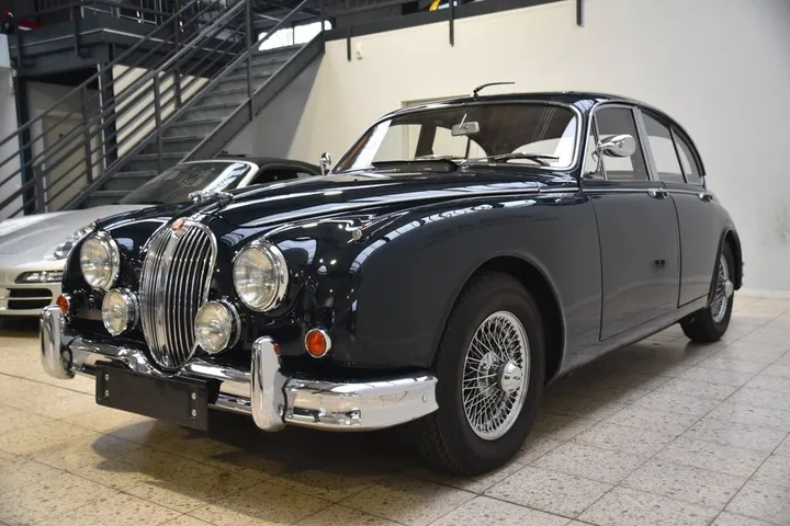 Jaguar MK II