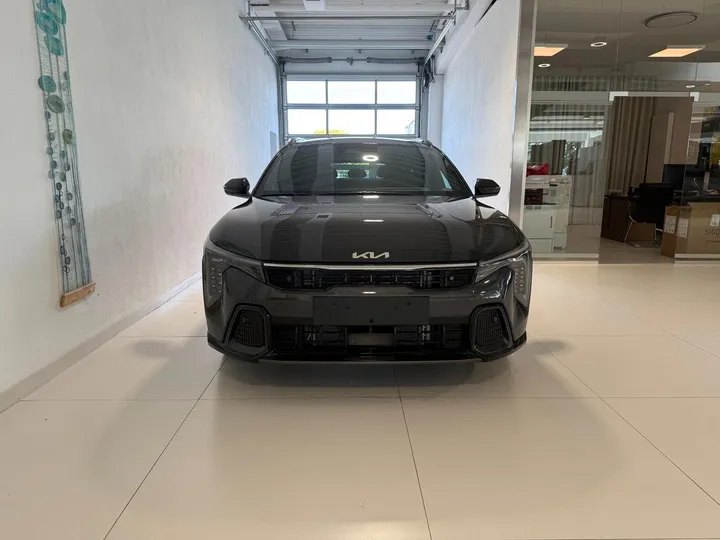 Kia K4