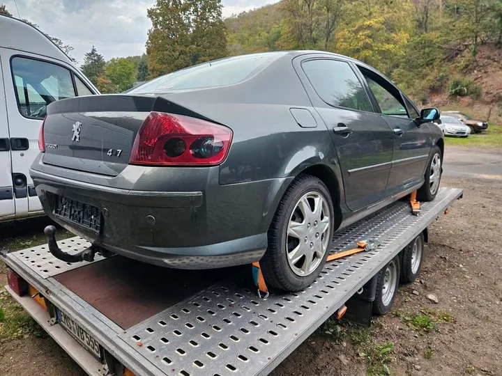 Peugeot 407