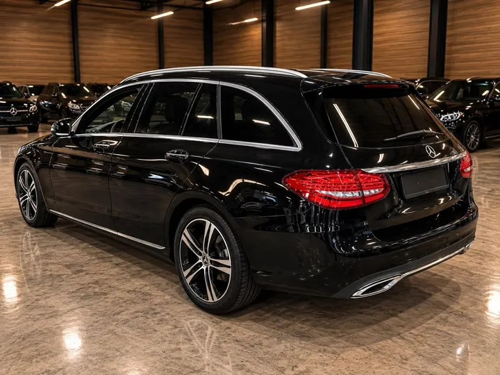 Mercedes-Benz C 200