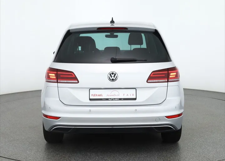 Volkswagen Golf Sportsvan