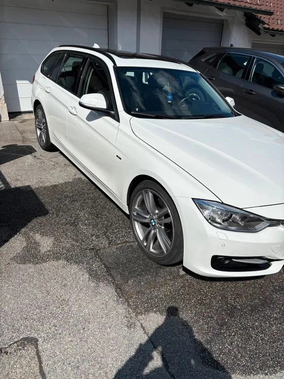 BMW 330
