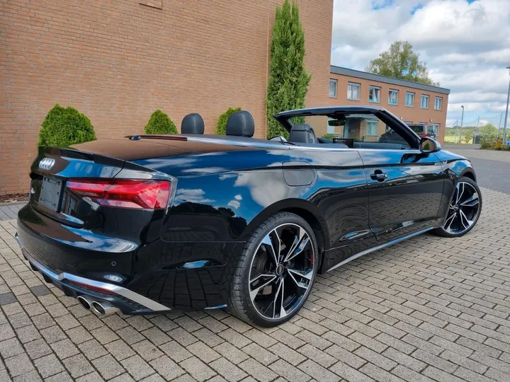 Audi S5