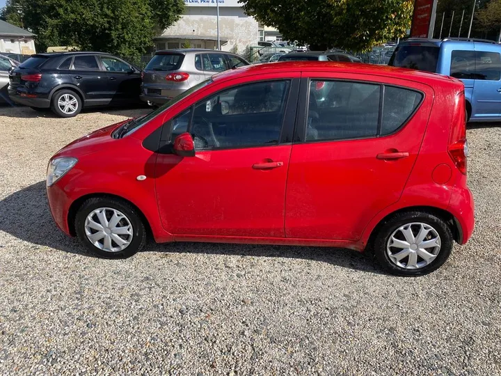 Opel Agila