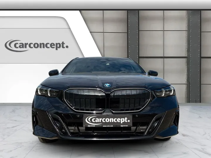 BMW 550