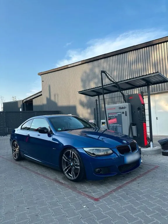 BMW 335
