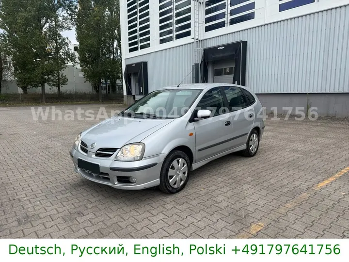 Nissan Almera Tino