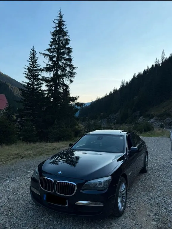 BMW 730