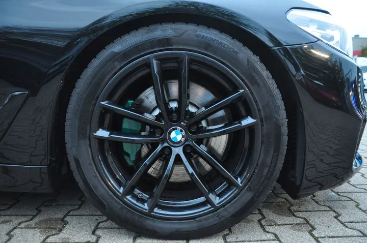 BMW 525