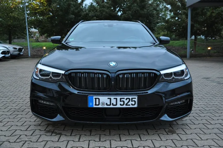 BMW 525