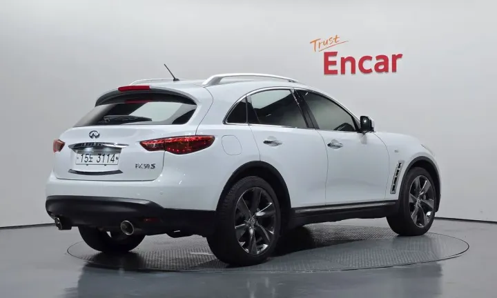 Infiniti FX
